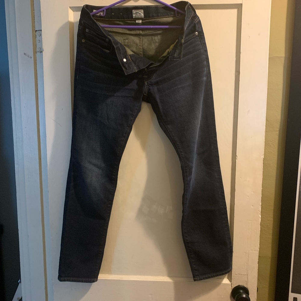 J Crew Men’s 484 Jeans in dark wash